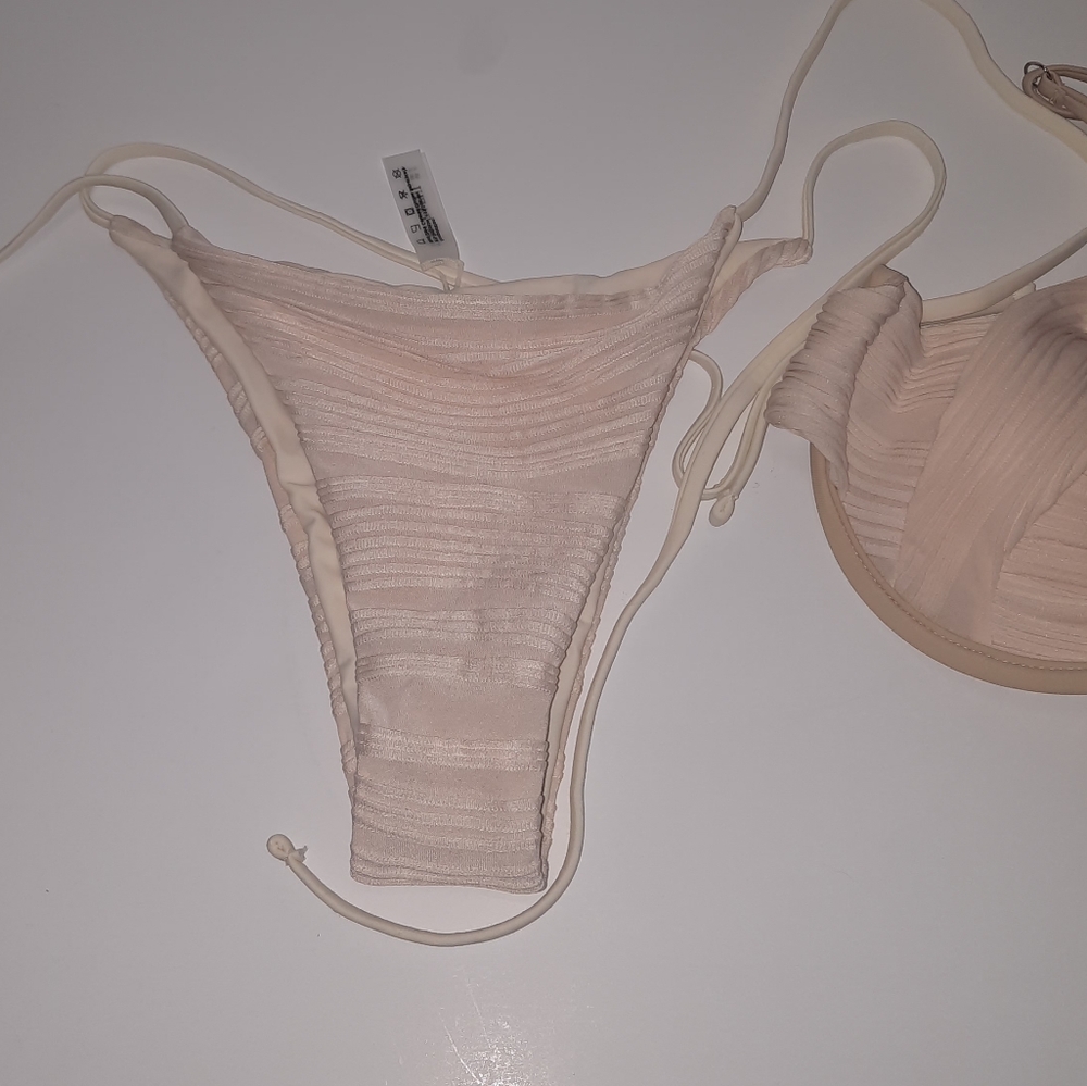 Bikini Bottom Nwot